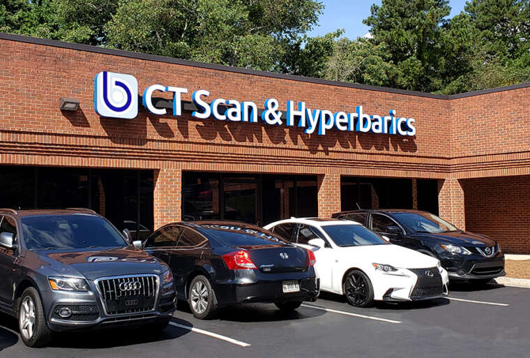 Hyperbaric Oxygen Therapy (HBOT): Advanced Healing for Athletes, Active Adults, and Orthopedic Recovery